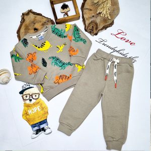 بلوز شلوار نخی تو کرکی طرح دایناسور